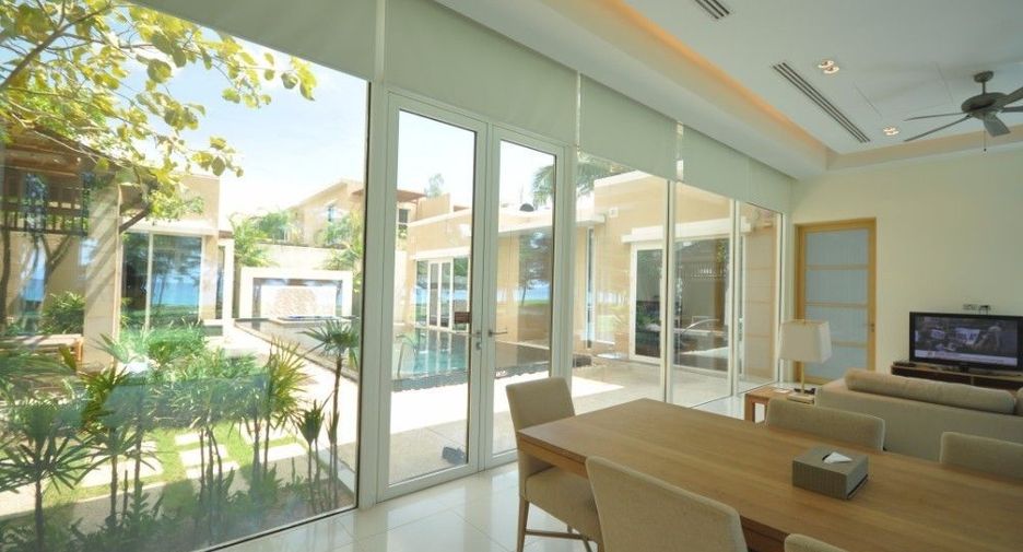 Grand West Sands Resort & Villas