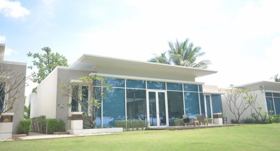 Grand West Sands Resort & Villas