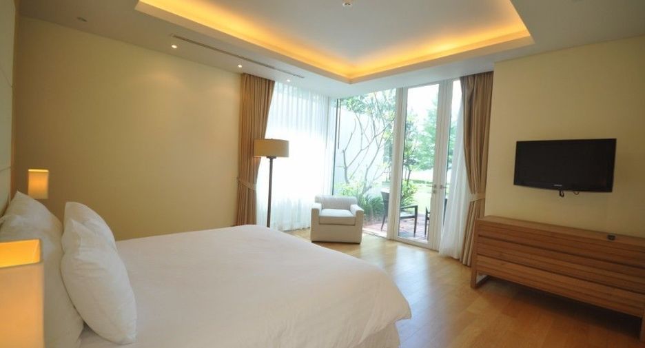 Grand West Sands Resort & Villas