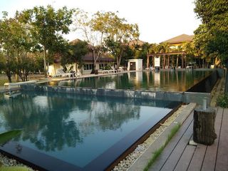 ร้อยพฤกษา นครปฐม