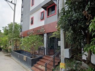 Phra In 4 Mansion