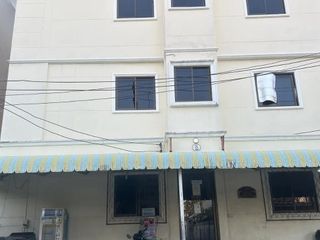 Thongsukdee Apartment