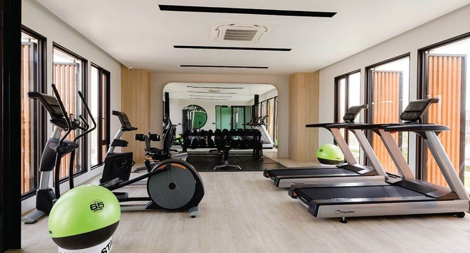 For rent and for sale 4 bedrooms house in East Pattaya, Pattaya