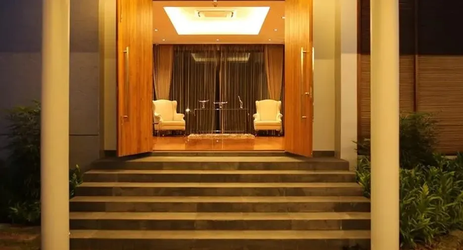 Epsilon Private Residence