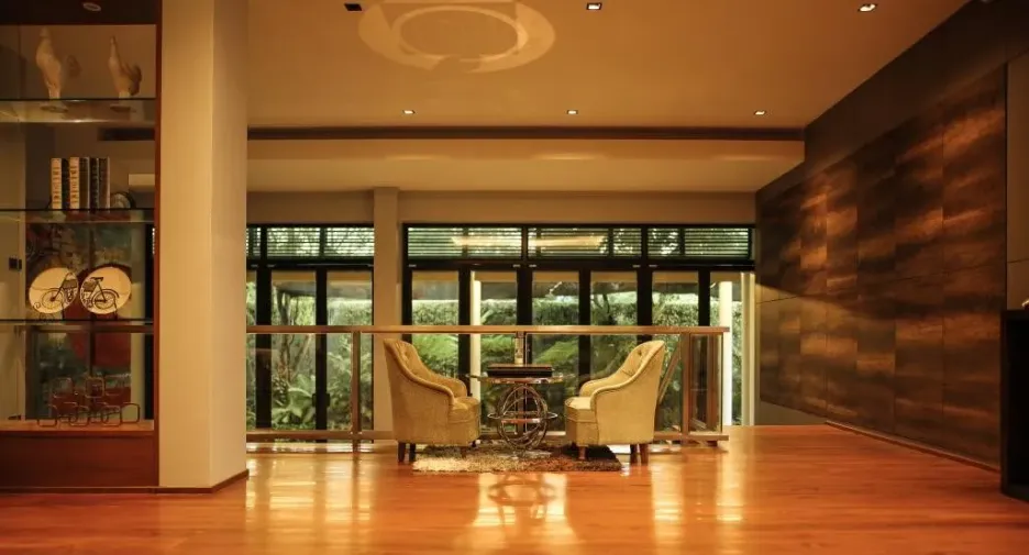 Epsilon Private Residence