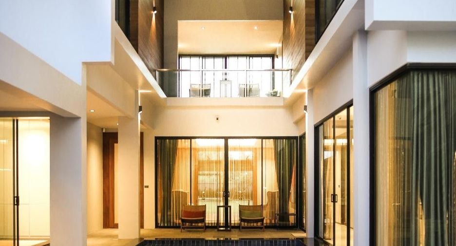 Epsilon Private Residence