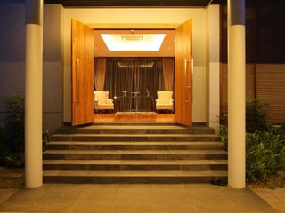 Epsilon Private Residence