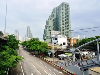 TEAL Sathorn-Taksin