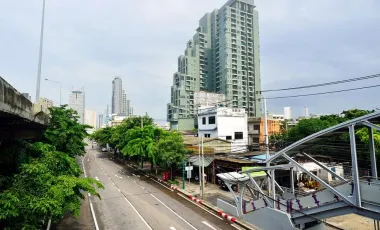 Thani Sathorn-Taksin