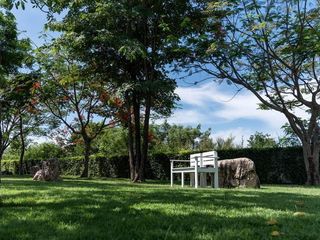 Treepruk Prapa-Nakhonpathom