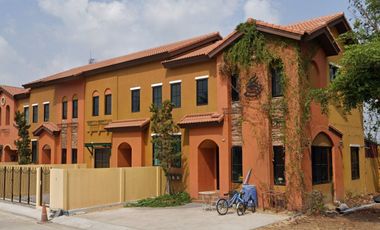 The Palazzetto Phaholyothin Km.64