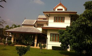 Casa en Tambon Tha Wang Tan