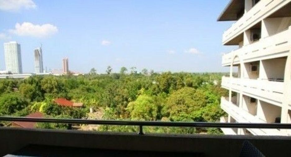 รอยัล เรสซิเดนซ์ 1