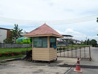 Baan Kao Pho Phiang
