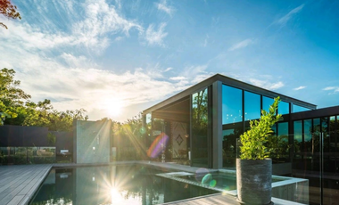 Villa Obsidian