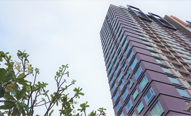 True Thonglor
