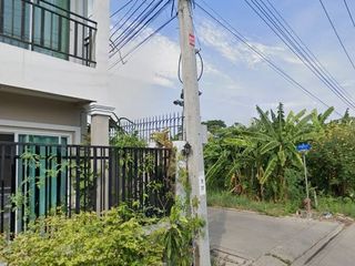 หมู่บ้านพรหมศิริ