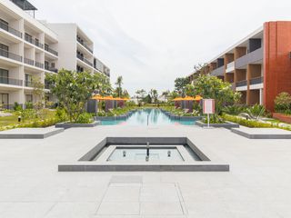 Sunshine International Prestige