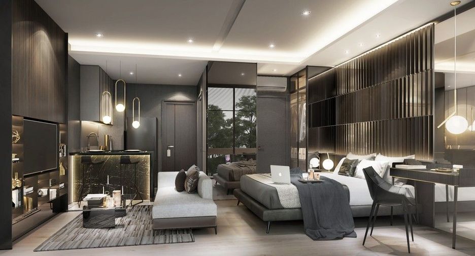 The Tique Ratchada 19