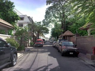 ภัทรา วิลล่า 3 รัชดา-ท่าพระ