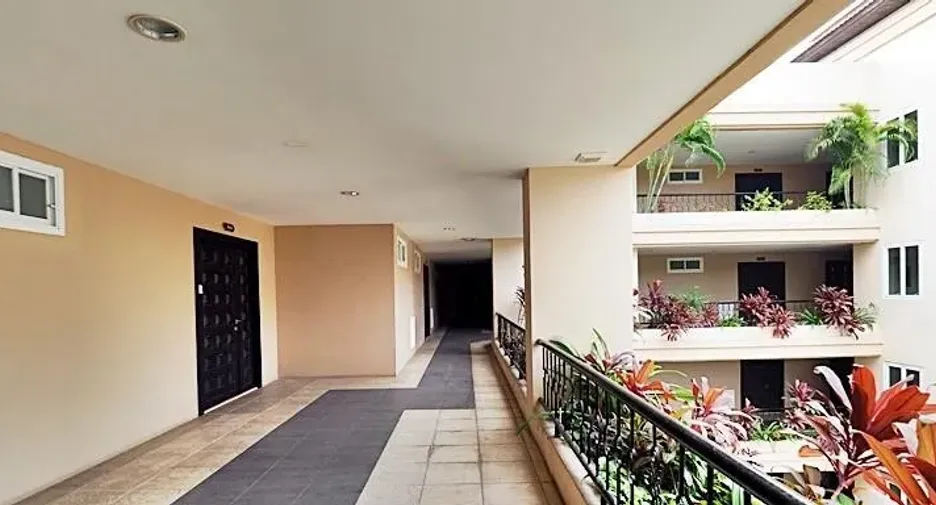 Executive Residence 4