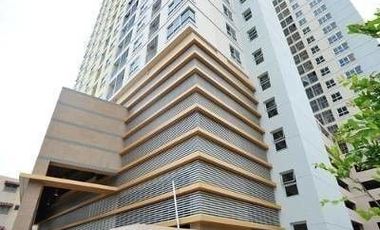 Le Rich Sathorn-Sathupradit