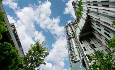 Altitude Unicorn Sathorn - Tha Phra