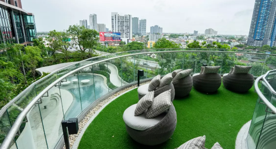 Altitude Unicorn Sathorn - Tha Phra