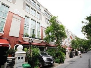 Baan Klangkrung Thonglor