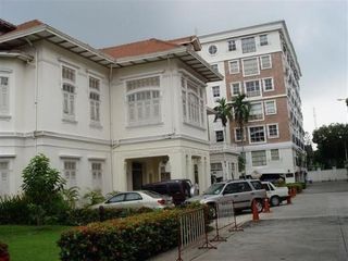 Dusit Avenue