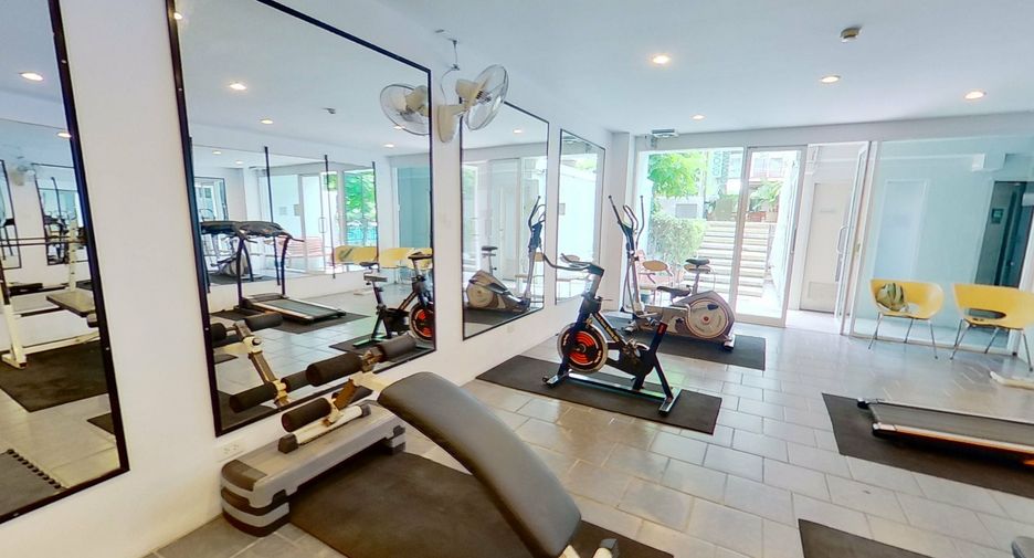 Diamond Suites Resort Condominium