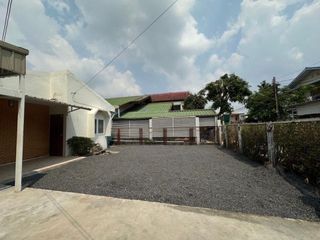 Mu ban sirisuk donmuang