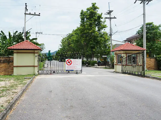 บ้านฉันทะวิลเลจ