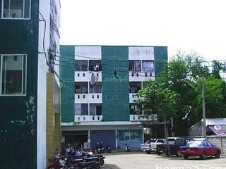 Yothin Place