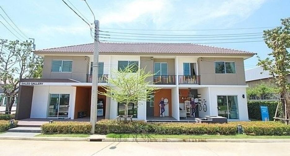 Baan Pruksa Phraek Sa-Sukhumvit