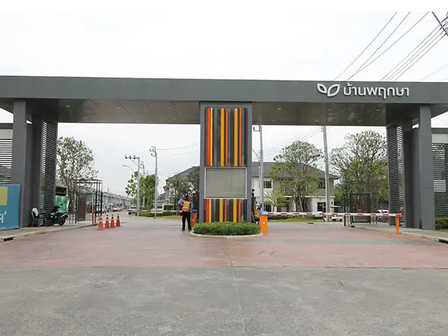 Baan Pruksa Phraek Sa-Sukhumvit