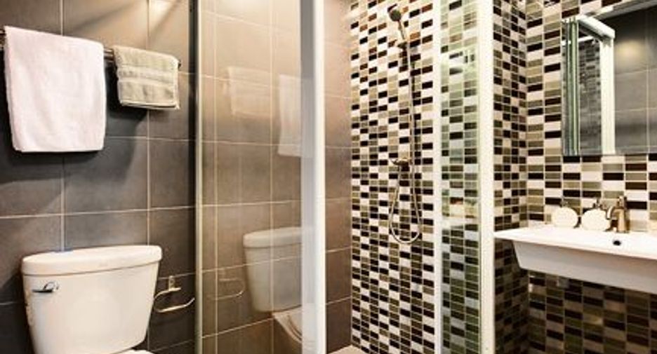 For sale 1 bed condo in Bang Kapi, Bangkok