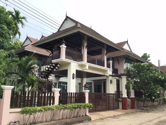 Thara Pura