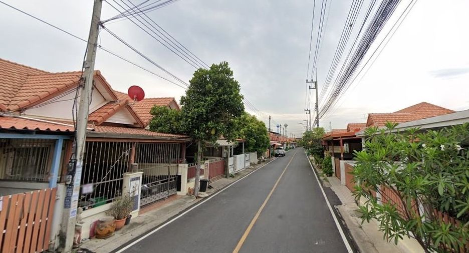 สินธนาเพลส
