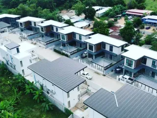 Aqua Pool Villa by Vinix Pattaya