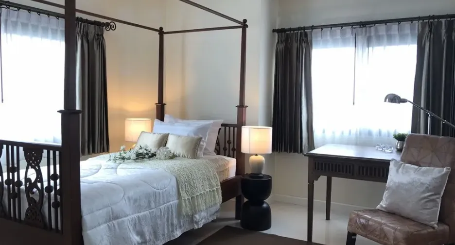 Sky Breeze Condo