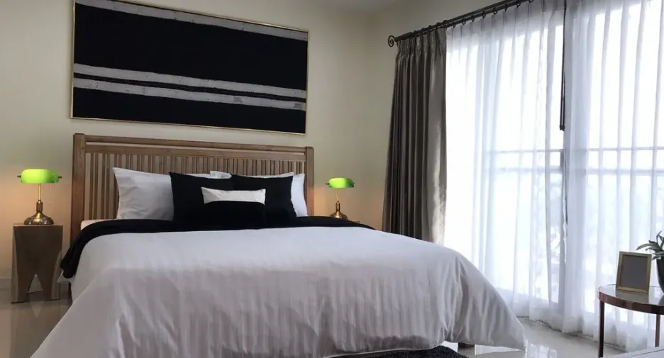 Sky Breeze Condo