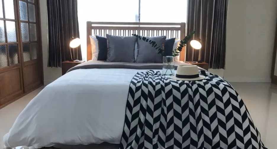 Sky Breeze Condo