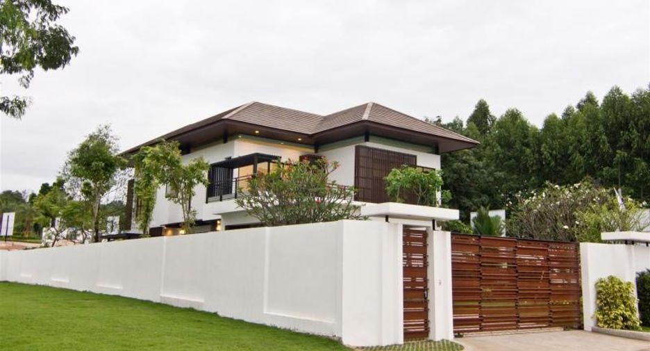 Nakhon Asset Village