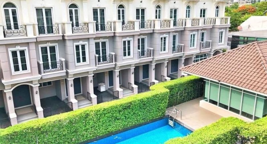 Inhome Luxury Residence