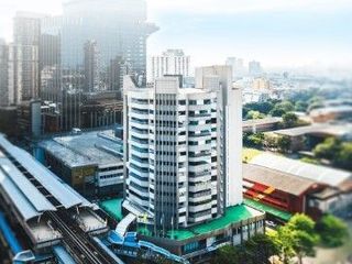C.P. Tower 3 拍耶泰