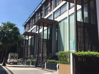 โอเอซิส ลอฟท์ สุขุมวิท 64