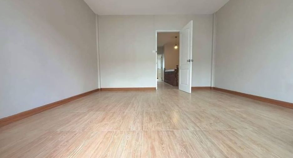 ศิริวรรณ-ชวนชม บางบัวทอง
