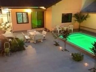 หมู่บ้านสวนสุนทรภู่