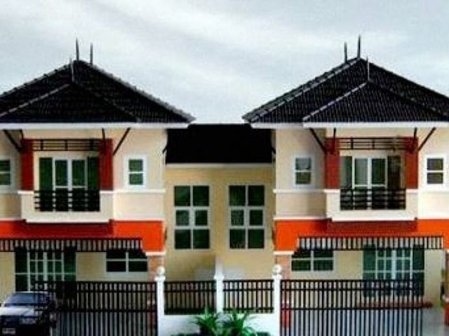 Baan Monthon 8 Petchkasem – Liam Klong Thaviwattan